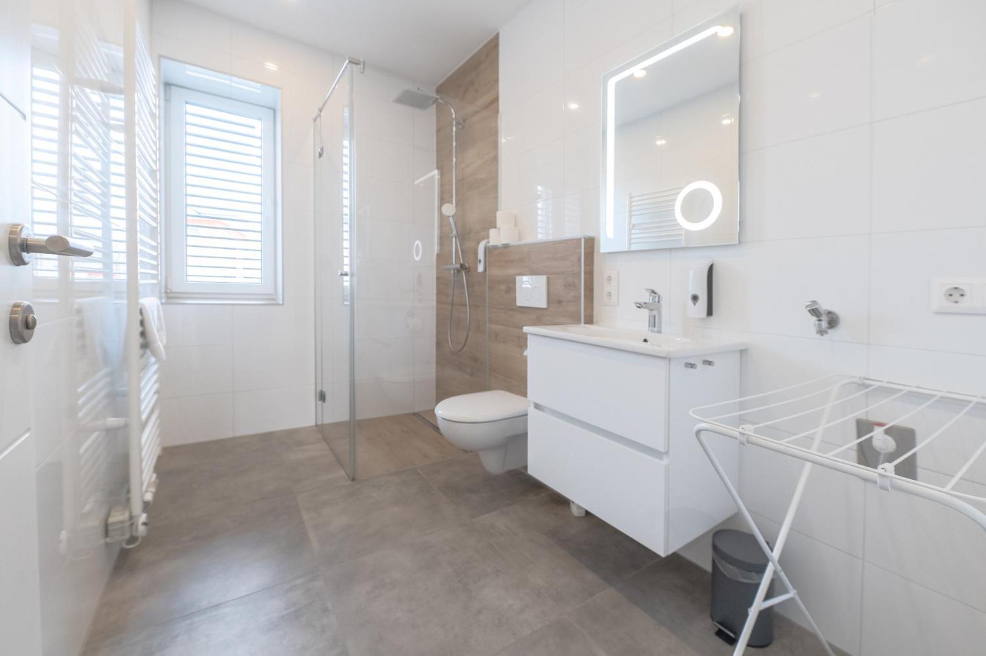 Amaria Downtown Aparthotel Villach Esterno foto